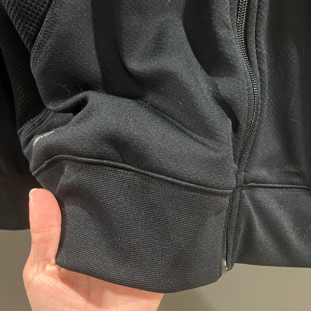 Nike Dri-FIT Black Jacket - Picture 3 of 3